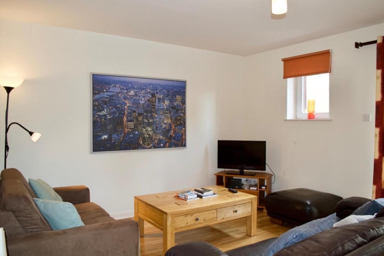 Modern 2 Bedroom City Centre Flat エディンバラ エクステリア 写真