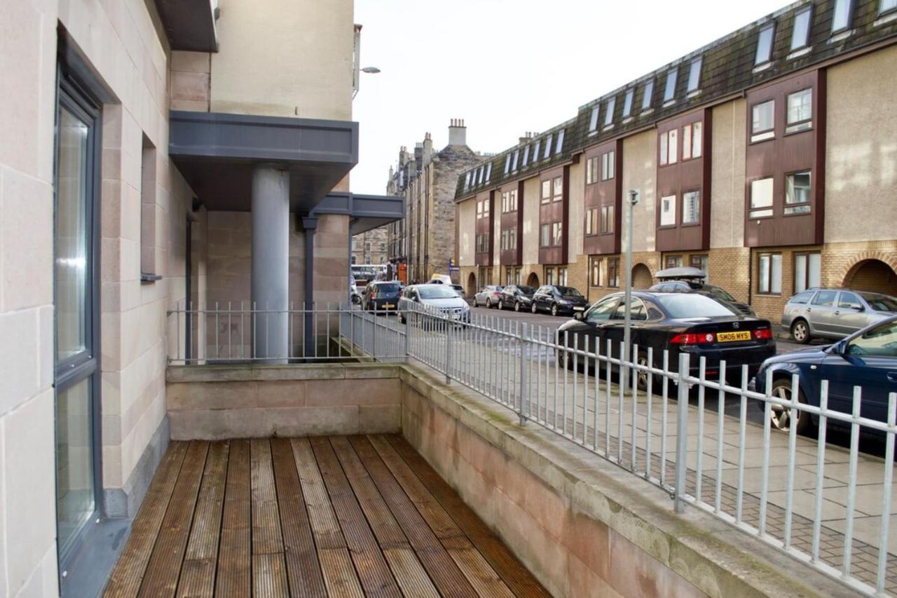 Modern 2 Bedroom City Centre Flat エディンバラ エクステリア 写真