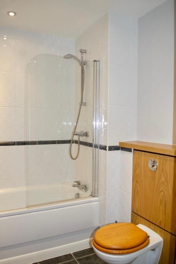 Modern 2 Bedroom City Centre Flat エディンバラ エクステリア 写真